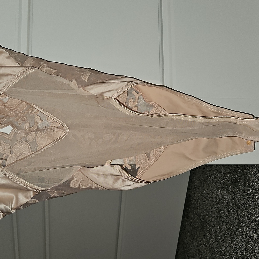 Body Suit - Picture 5 of 7